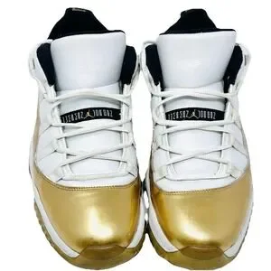 Sz 11.5 AIR JORDAN 11 Retro Low Closing Ceremony Metallic Gold & White SHARP! Air Jordan 11 Low White / Metallic Gold ????????  main image 3